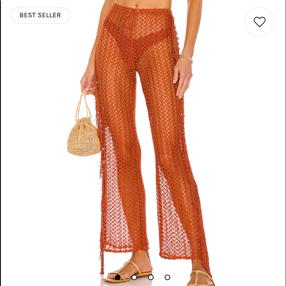 Kira Pants in Rust
Camila Coelho